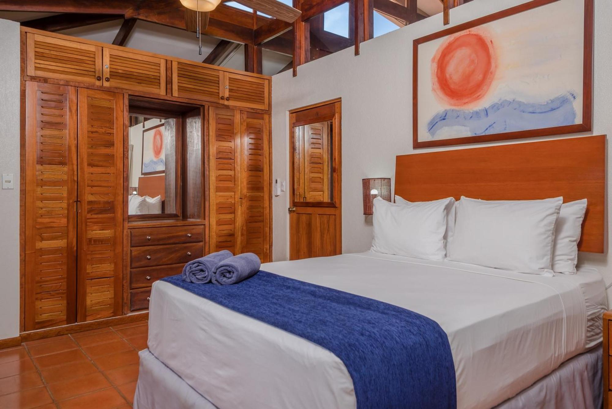 The Coast Beachfront Hotel Tamarindo Phòng bức ảnh