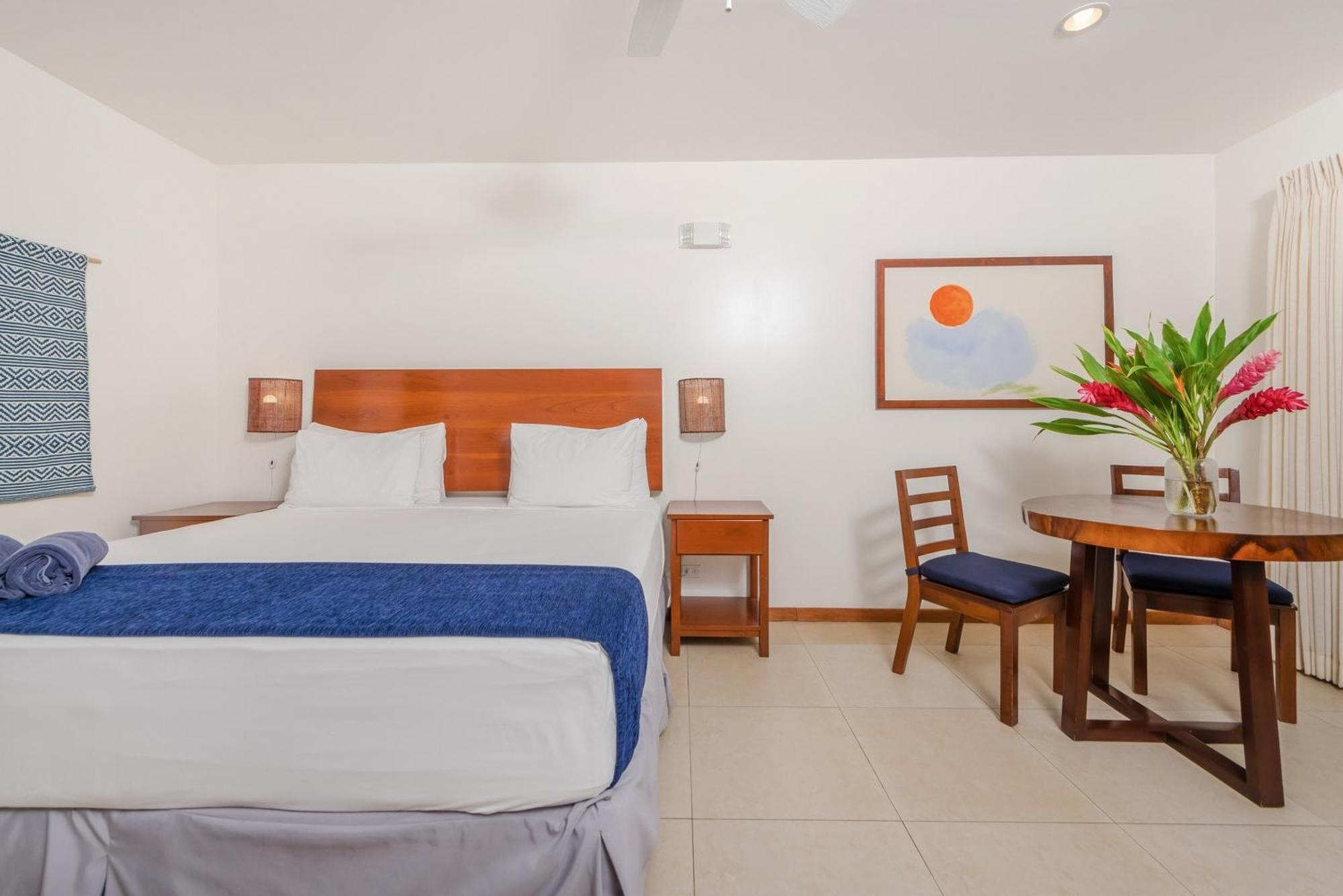 The Coast Beachfront Hotel Tamarindo Phòng bức ảnh