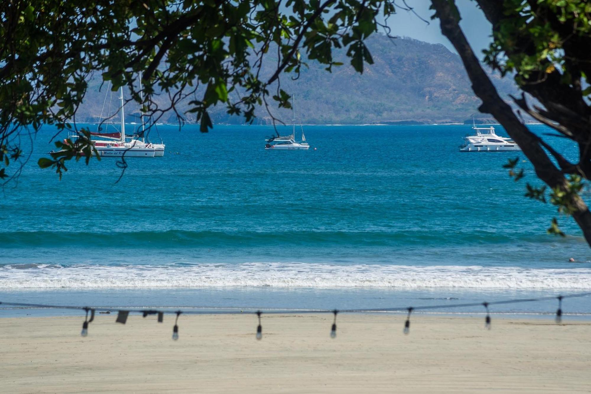 The Coast Beachfront Hotel Tamarindo Phòng bức ảnh