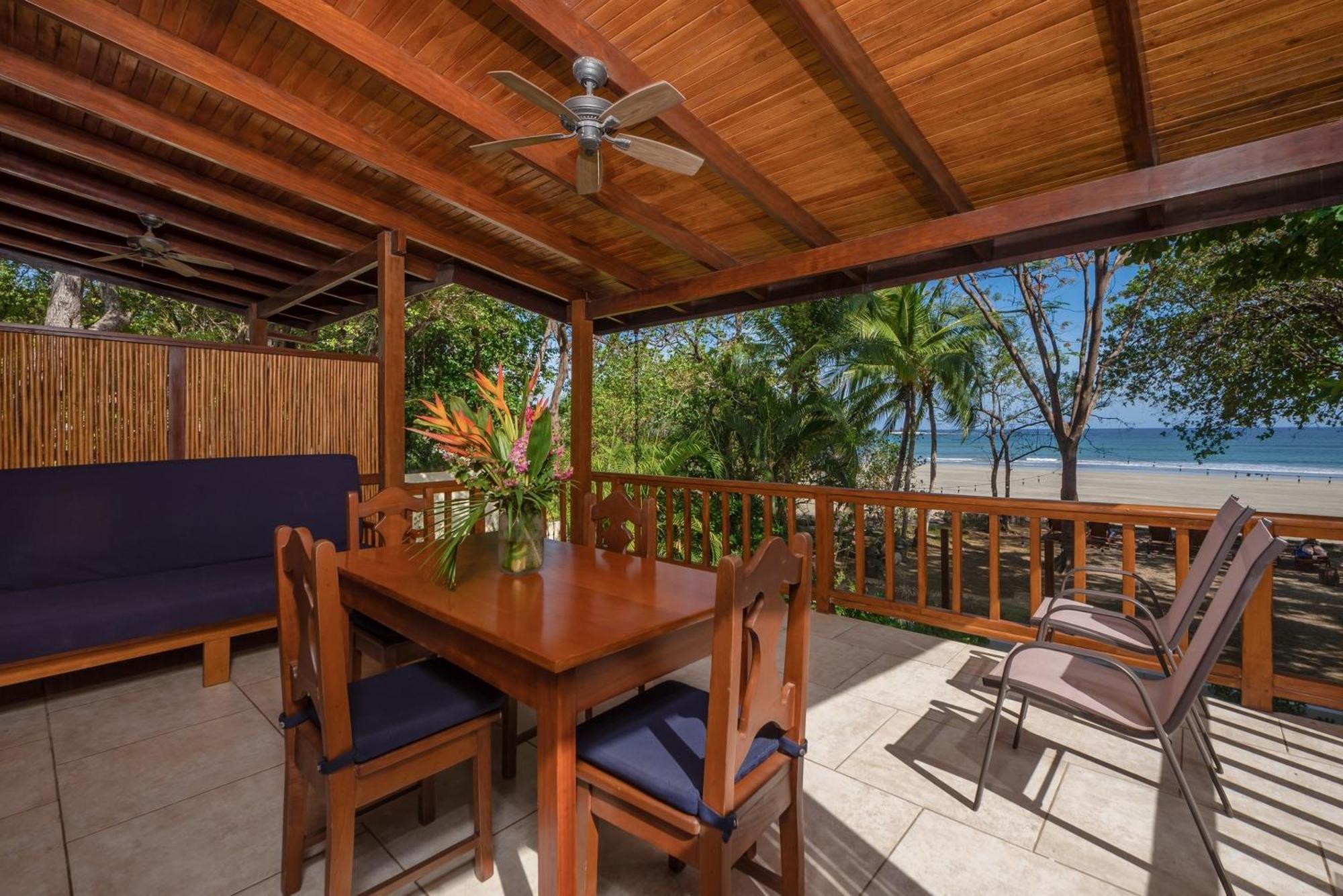 The Coast Beachfront Hotel Tamarindo Phòng bức ảnh