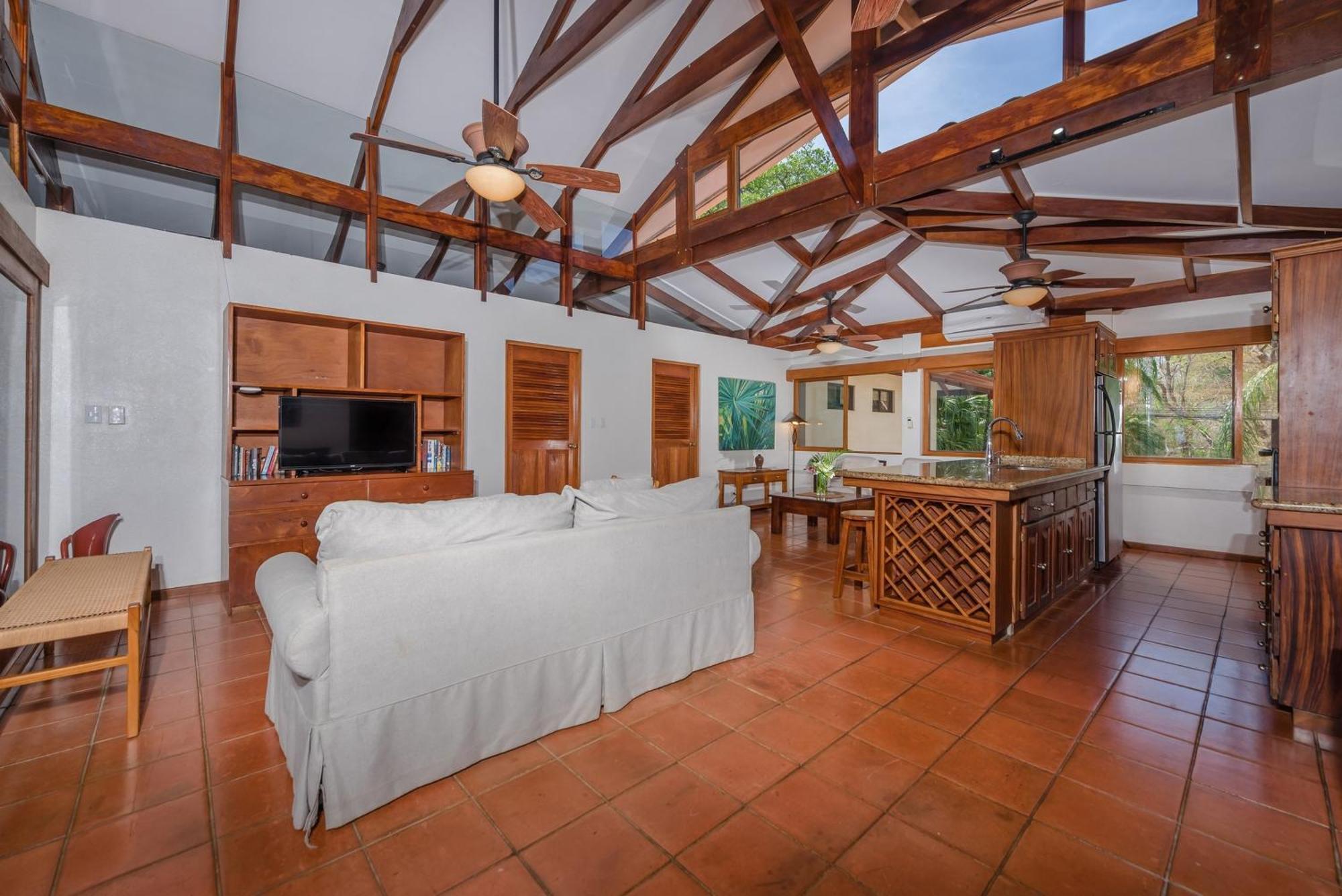 The Coast Beachfront Hotel Tamarindo Phòng bức ảnh